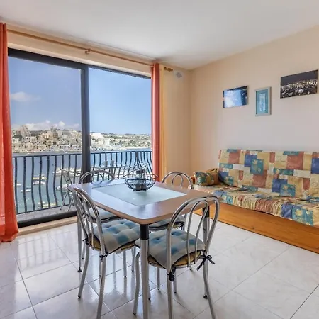 Adorable Seaview At Σεντ Πόλς Μπέι